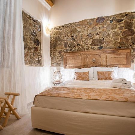Moon'S Tower Suite&Rooms Portoscuso Exterior photo